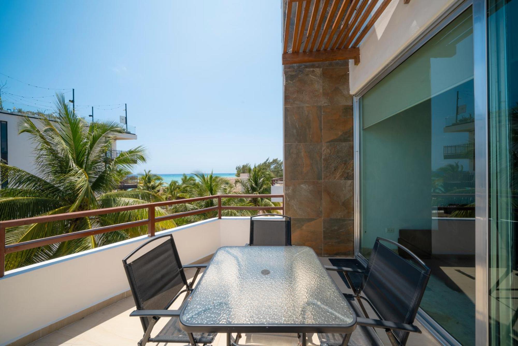 Beachfront Penthouse With 3 Bedrooms & Ocean View - Las Nubes Playa del Carmen Exterior photo